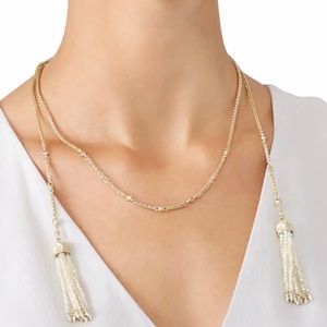 🎉🎊 HP 🎊🎉 EUC Kendra Scott Monique Lariat Necklace in Ivory Mother of Pearl.